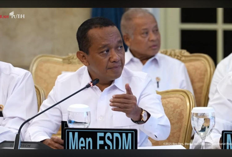 Bahlil Akui Pemulihan Listrik Pascabencana Tak Mudah, Ratusan Ribu Pelanggan Masih Padam