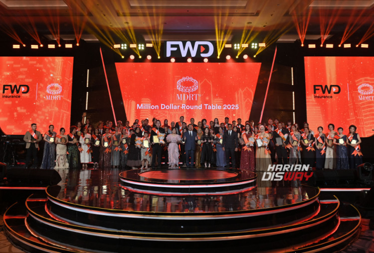FWD Insurance memiliki lebih dari 40 kantor pemasaran di Indonesia yang berfokus pada
nasabah dengan dukungan teknologi digital, sebagai bagian dari komitmen FWD Insurance
mewujudkan visi mengubah cara pandang masyarakat tentang asuransi.