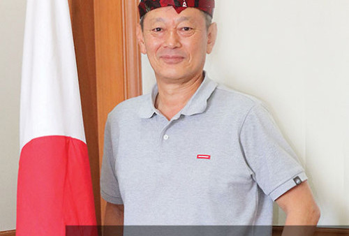 Takeyama Kenichi, Konjen Jepang di Surabaya yang Hobi Naik Gunung (4-habis)