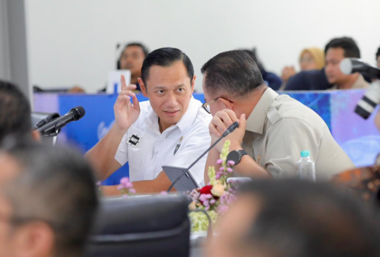 Kemenko Infra Dorong Percepatan Pengembangan Kereta Api Trans Sumatera, Kalimantan, dan Sulawesi 