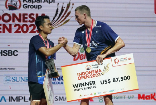 Dikalahkan Viktor Axelsen di Final Indonesia Open 2023, Ginting: Saya Sudah Maksimal