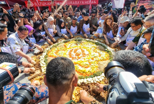 Usung Tema Sejarah Rujak Cingur, Festival Rujak Uleg ke-20 Kota Surabaya Berlangsung Meriah