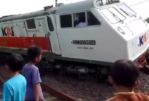 Update Terbaru Perjalanan Commuter Line Di Wilayah 8 Surabaya, Akibat KA Pandalungan Anjlok