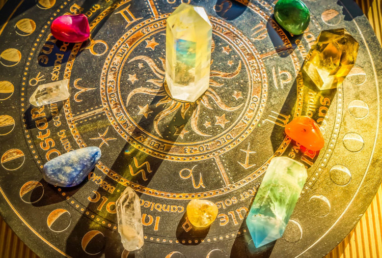 5 Alasan Mengapa Birthstone Begitu Personal dan Bermakna