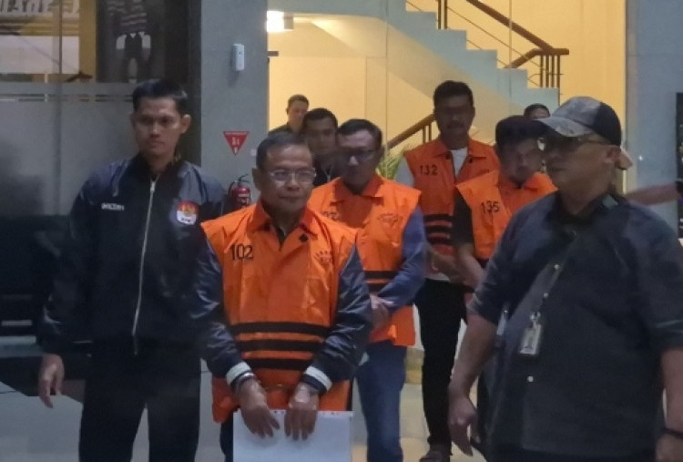 Sudewo Kini Pakai Rompi Orange Usai Kena OTT KPK, Ini Kasus Korupsinya!