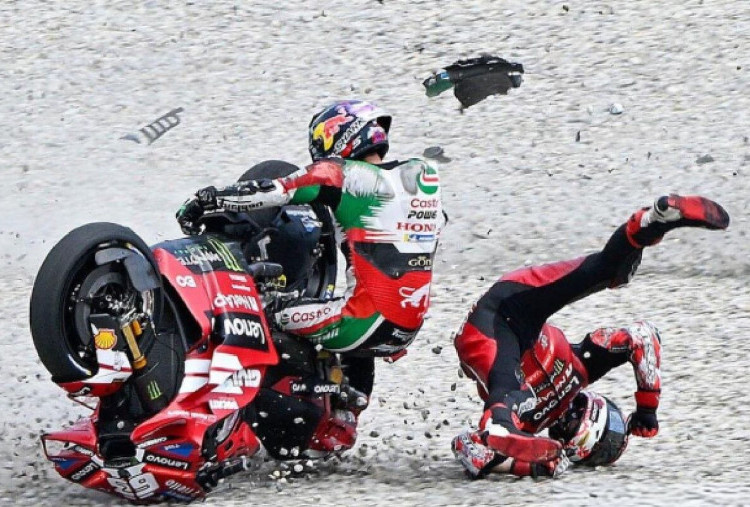 Horor GP Catalunya: Johann Zarco Ditangani Dokter Magis Kylian Mbappe dan Ibrahimovic