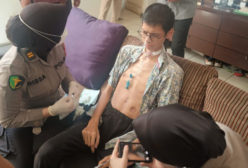 Kapolri Beri Bantuan untuk Sultan Rifat, Korban Kabel Optik untuk Dirawat di RS Polri Kramat Jati