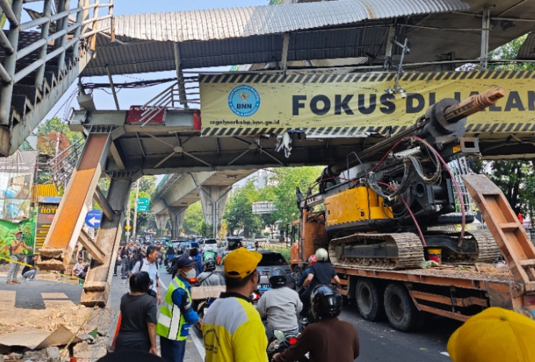 JPO Tendean Ditabrak Truk, DPRD Desak Pemprov Tindak Kendaraan Pelanggar Batas Muatan