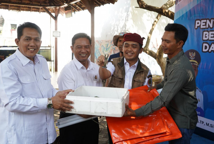Pemkot Pasuruan Berikan Bantuan Modal Usaha untuk Pembudidaya Ikan