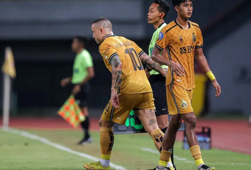 Debut Perdana di Bhayangkara FC, Radja Nainggolan Langsung Lepaskan Tendangan Gledek dan Dipuji Mario Gomez
