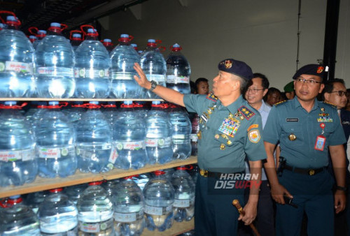 Untuk kerjasama bantuan ini, TNI AL telah memverifikasi produk-produk yang akan disalurkan, yaitu 100% produk nasional. Salah satu bantuan yang akan dibawa adalah  Le Minerale, air mineral produksi PT. Tirta Fresindo Jaya. Produk- produk bantuan ini dipusatkan di Dermaga Komando Armada (Koarmada) II Surabaya, Jawa Timur dan telah siap diberangkatkan menggunakan KRI dr. Radjiman Wedyodiningrat -992, Selasa, 28 November 2023.