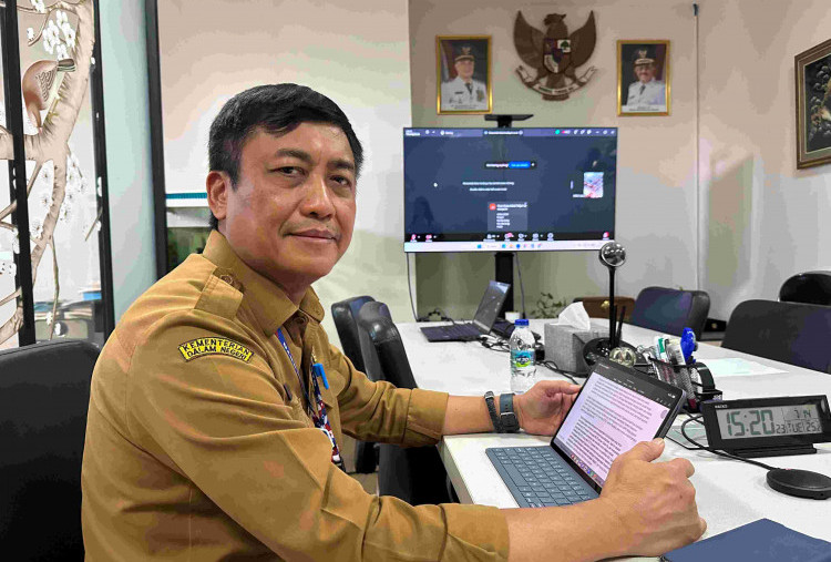 Bayi Lahir di Surabaya Langsung Dapat Tiga Dokumen Adminduk Gratis