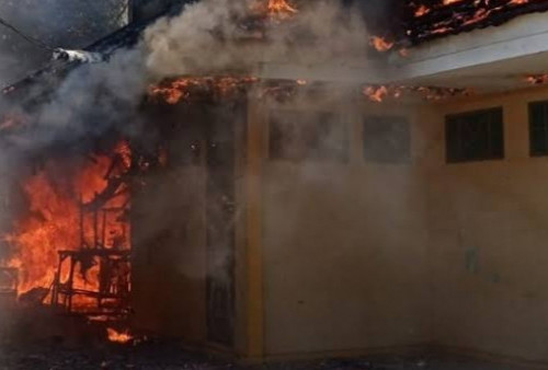 Diduga Main Petasan Hingga Gedung Serbaguna di Bekasi Terbakar, 2 Bocah Diamankan