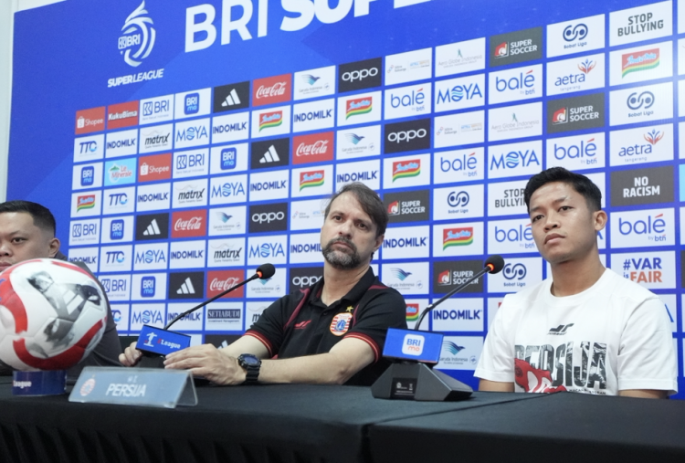 Mauricio Souza Buka Suara soal Peluang Debut Perdana Shayne Pattynama saat Persija Lawan Persita