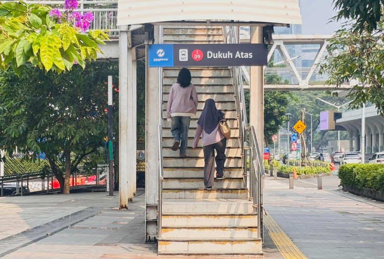 Pedestrian Deck Dukuh Atas Siap Manjakan Pengguna Transum dan Pejalan Kaki