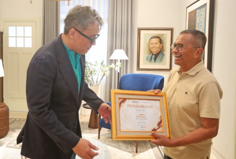 Sequis Life Raih Disway Top Brand Popular Award 2026