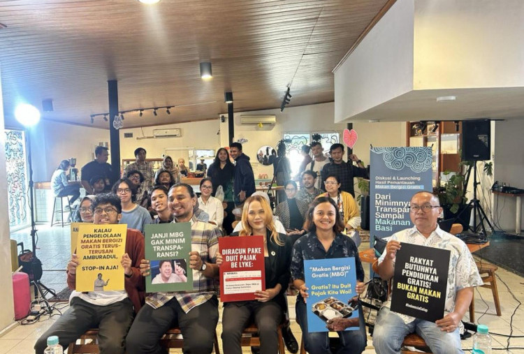 ICW Soroti Setahun Program MBG: Dinilai Bermasalah, Desak Pemerintah Stop Total