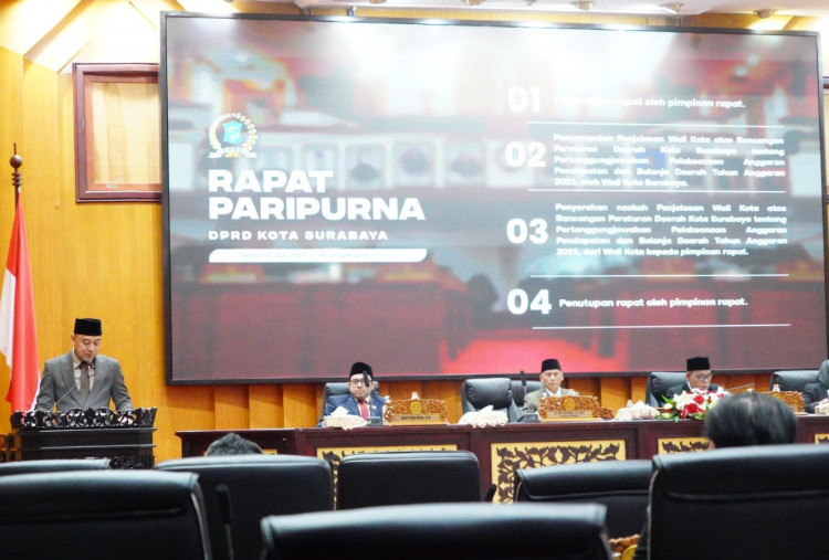Pemkot Surabaya Bukukan SiLPA 2025 Rp516 Miliar, Wali Kota Eri: PAD 2026 On the Track