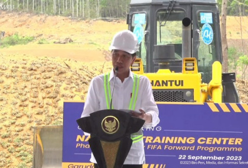 Jokowi Lakukan Groundbreaking Pusat Pelatihan Sepakbola Nasional di IKN, 'Timnas Kita harus Mendunia!'
