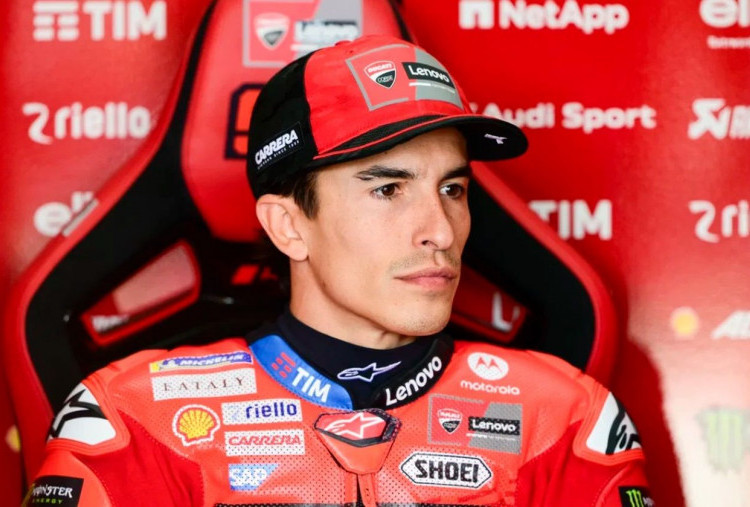 MotoGP Belanda 2025: Marc Marquez Kesakitan Setelah Jatuh di Assen, Gravelnya Gede Banget! 