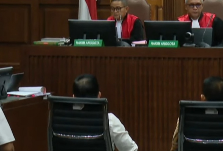 Modus Febrie Cuci Uang Rp346 Miliar dan 440 Ribu Dolar AS, Disamarkan Jadi Tanah hingga Emas 