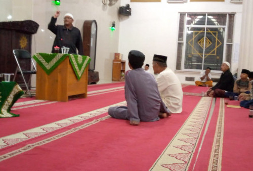 Mari Makmurkan Masjid