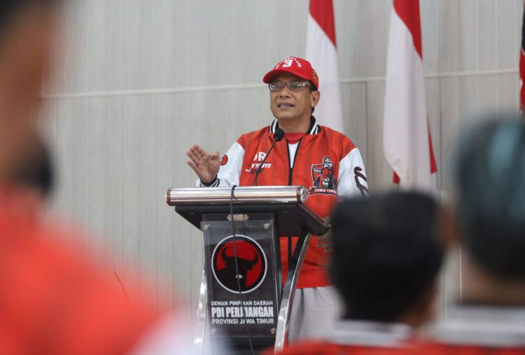 PDIP Jatim Lepas Kontingan Banteng Jatim U-17 ke Bali, Optimistis Bawa Pulang Piala