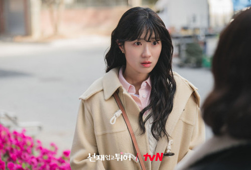 Lovely Runner Episode 9: Kim Hye Yoon Gunakan Kesempatan Terakhir Untuk Kembali ke Masa Lalu, Berhasilkah?