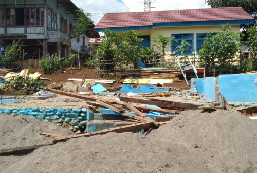Balai Desa Tanjung Raja Selesai Dibongkar, Bangun Gedung Serbaguna