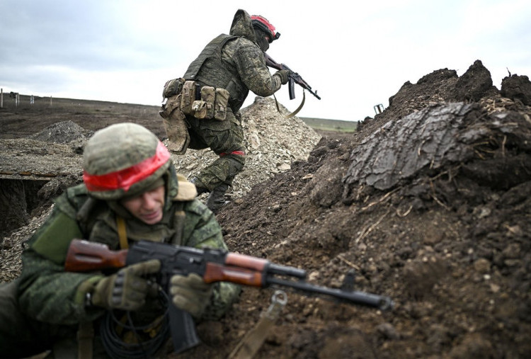 Kemlu Investigasi Dugaan 8 WNI Direkrut Militer Rusia