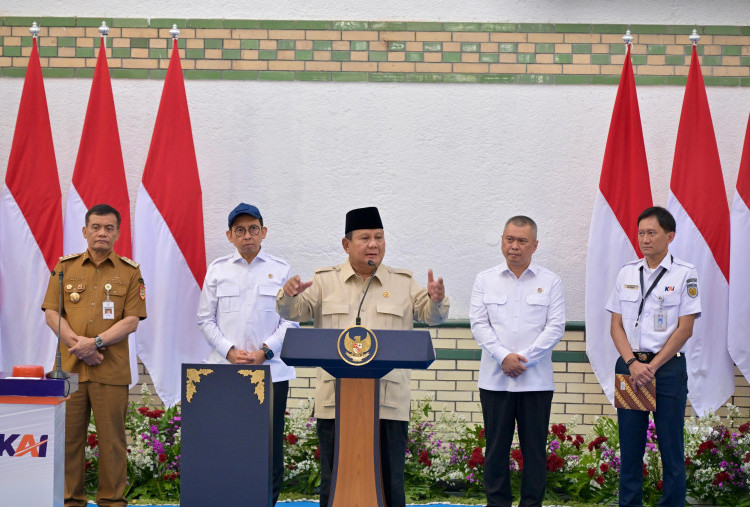 Prabowo: Kereta Api Bukan Sekadar Bisnis, tapi Instrumen Demokratisasi Ekonomi