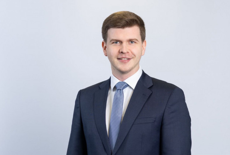 Cheng Yu Pilihan Investment Advisor Leon Reichert: Wei Yu Chou Mou