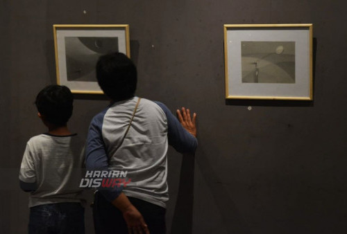 Pameran Lukisan Goresan Akhir Hitam Putih Achmad Chusnan