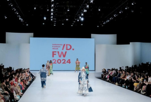 Fashion Sumbang Rp225 triliun, 300 Desainer Meriahkan Indonesia Fashion Week 2024