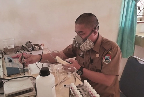 DLH Pagaralam  Uji Laboratorium  Kualitas Air Bersih di Sungai Tegur Wangi, Ini Hasilnya