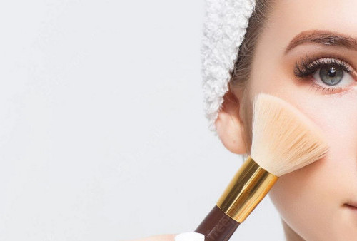 Ingin Makeup Tak Luntur? Ikuti 5 Rekomendasi Cushion Tahan Lama dan Antigeser