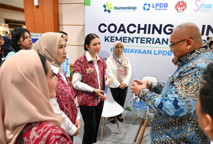 Dihadiri Selvi Gibran dan Sita Juliantono, LPDB Hadirkan Coaching Clinic Koperasi Bersama Seruni Kabinet RI