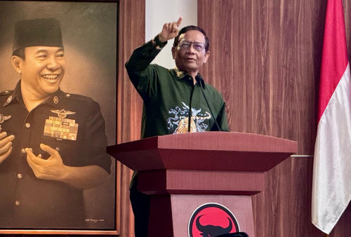 Sekjen PDIP Puji Mahfud MD, Sosok Dibutuhkan Bangsa Indonesia