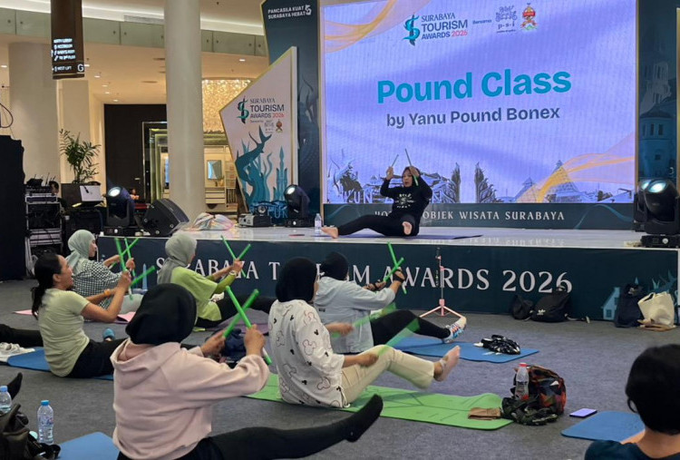 Poundfit Ramaikan Rangkaian Surabaya Tourism Award 2026, Peserta Canggung Teriak-Teriak di Mal