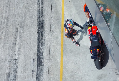 Dani Pedrosa dan Pol Espargaro Dominasi Tes Shakedown MotoGP 2024 di Sepang Hari Ke-1