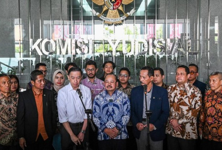 KY Nyatakan Tiga Hakim Kasus Korupsi Impor Gula Tom Lembong Langgar Kode Etik