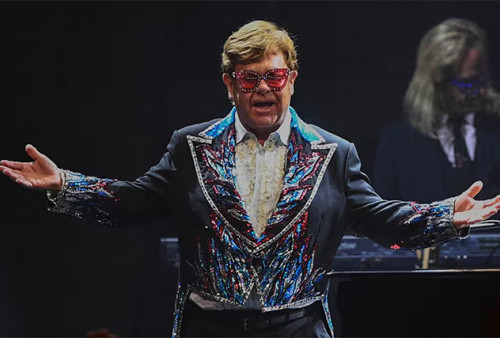 Elton John Sembuh setelah Terpeleset