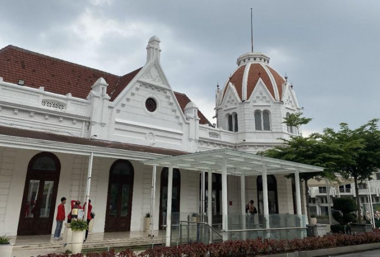 Surabaya Menulis Sejarah Baru di Halaman Balai Pemuda