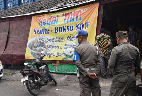 Di Surabaya Ada Warung Bakso yang Sediakan LC dan Minol