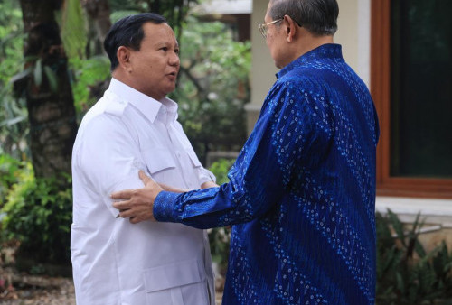 Sambangi Cikeas, Prabowo Minta Doa Restu SBY Sebelum Daftar Capres ke KPU
