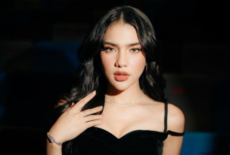 Muncul Rumor Davina Karamoy Pernah Dekat dengan Eks Menteri, Netizen Bongkar Istri Sah Sempat Spill