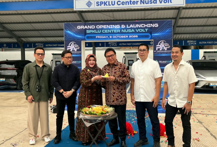 Pakai Mobil Listrik, Warga Cibubur Ngaku Hemat Biaya hingga Rp140 Ribu Sehari