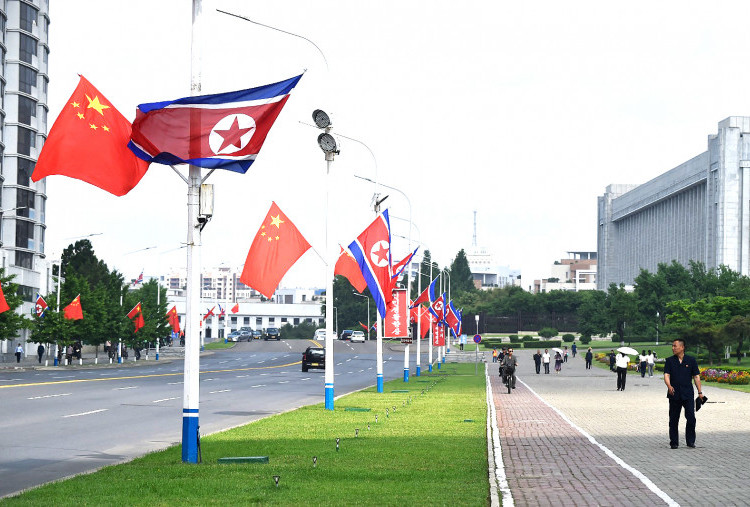Kunjungan Xi Jinping ke Pyongyang, Kemesraan Lama yang Tersandung Nuklir