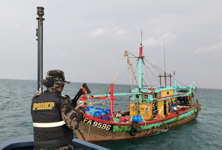 KKP Lumpuhkan Kapal Ikan Asing dan Tertibkan 20 Rumpon Ilegal