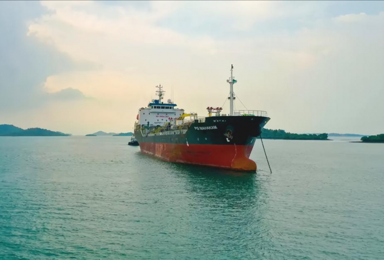 Pertamina Buka Suara 2 Kapal Minyaknya yang Masih Terjebak di Selat Hormuz